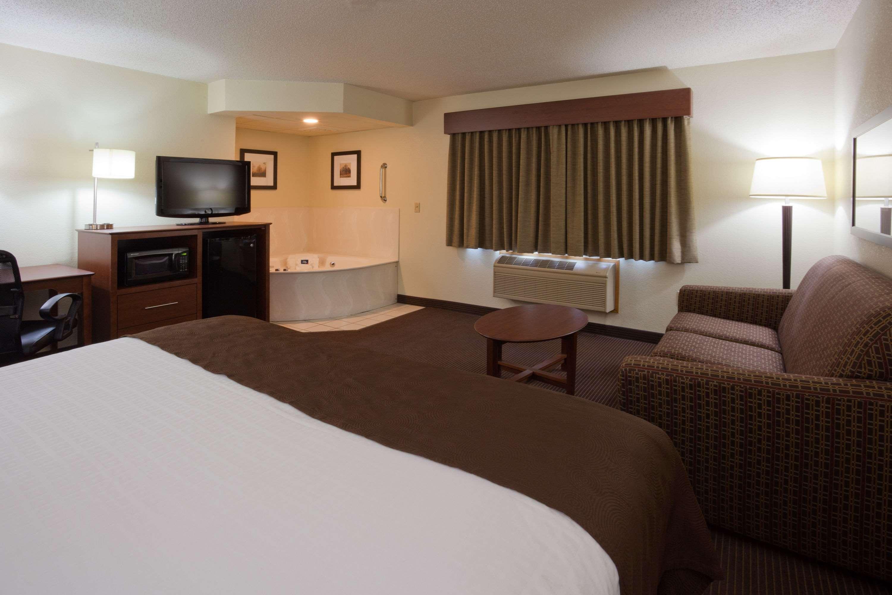 Americinn By Wyndham Bismarck Room photo